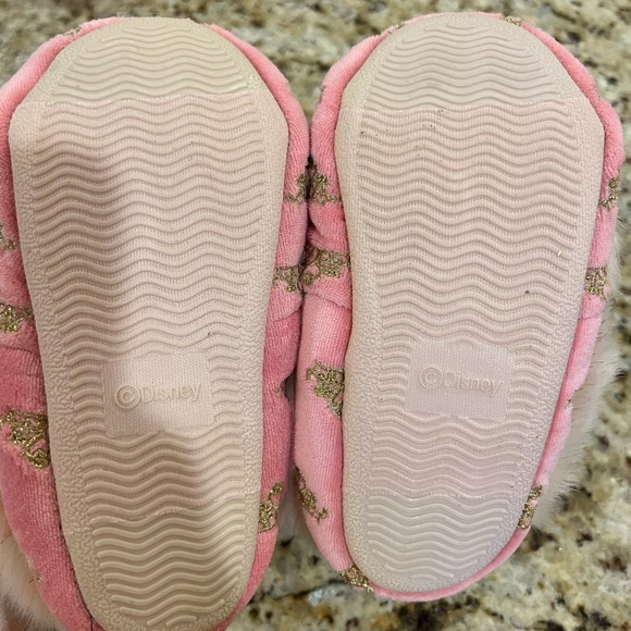 NWOT Disney Princess Pink and Fur Slippers, size 11/12 - Picture 2 of 3